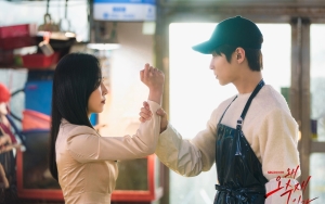 Hwang In Yeop Bucin Seo Hyun Jin, Tim 'Why Her' Bocorkan Perubahan Hubungan 