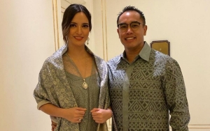 Foto Bareng Suami, Nia Ramadhani Malah Dikira Lisa BLACKPINK Hingga Hal Ini Bikin Netter Salfok