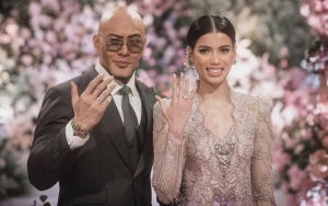 Sabrina Chairunnisa Nyender Mesra di Pundak Deddy Corbuzier, Foto Bak Cover Drakor Disorot