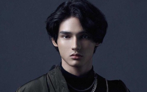  Disebut Mirip Huening Kai TXT, Intip 10 Potret Aktor Kevin Faulky Unjuk Side Profile
