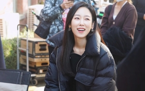 Kocaknya Seo Hyun Jin Ogah Disalahkan Sutradara 'Why Her' di Lokasi Syuting