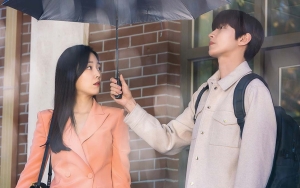 Hwang In Yeop Romantis Rawat Seo Hyun Jin Yang Hampir Dibunuh di 'Why Her'