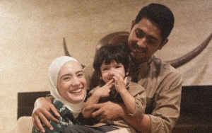 Arya Saloka Pamer Foto Bareng Istri dan Anak Pasca Keluar dari 'Ikatan Cinta', Direspons Hangat?