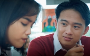8 Potret Kece Gusti Rayhan Putra Farhat Abbas, Jadi Bestie Fuji di 'Bukan Cinderella'