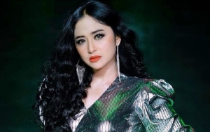 Menohok, Dewi Persik Jawab Soal Rumah Tangganya Disebut Sudah Pernah Diramal Bakal Bubar
