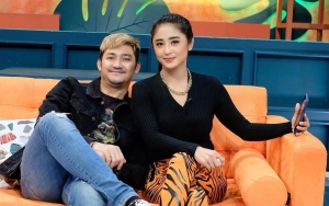 Angga Wijaya 'Lelah' Disindir Sok Tersakiti, Isu Dewi Persik Korban Ghibah Ibu Mertua Diungkit
