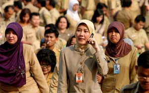 Soal Fenomena PNS Bolos Kerja, Pengamat: Ter-cover Tugasnya Sama Tenaga Honorer