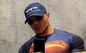 Deddy Corbuzier Bahas Cara Bisa Survive Bareng Dr. Indrawan, Baju Malah Bikin Salfok