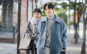 Kim Go Eun Ajak Pisah, Jinyoung GOT7 Tak Bisa Tahan Tangis Saat Syuting 'Yumi's Cells 2'