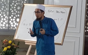 Selamat! Ustaz Adi Hidayat Dikaruniai Anak Ke-4, Ungkap Harapan Ini