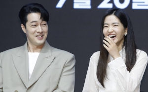 1 Film, Kim Tae Ri Akui Sedih Tak pernah Syuting Bareng So Ji Sub di 'Alienoid'