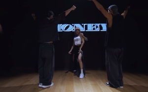 YG Entertainment Ada LCD Besar, 7 Penampakan Ruang Dance Agensi K-Pop