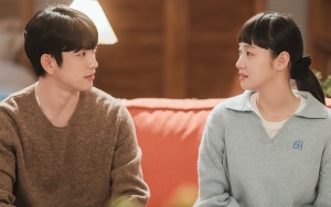 Kim Go Eun Banjir Kritikan Usai Minta Putus Dari Jinyoung GOT7 di 'Yumi's Cells 2'