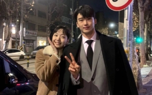 Wajah Calon Suami Kim Go Eun Ditutupi, Kode 'Yumi's Cells' Season 3 Aktor Beda?