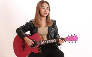 Mayang Dipuji Habis-Habisan Pamer Main Gitar: Berbakat, Tinggal Gak Usah Ikutin Bapaknya Aja