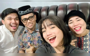 Momen Thariq Halilintar Hadiahi Oma Dewi 'Camer' Terkuak, Gelang Vanessa Angel Bikin Salfok