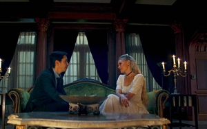 Pasangan Real-Life Justin Long & Kate Bosworth Mainkan Game Mematikan di Trailer 'House of Darkness'