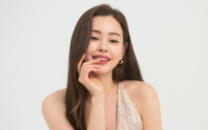 Sebulan Jadi Ibu, Honey Lee Dapat Hadiah Buatan Tangan Penuh Makna dari Aktris Ini
