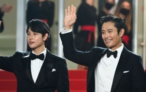 Lee Byung Hun Sebut Citra Siwan di 'Emergency Declaration' Beda dari Aslinya, Kenapa?