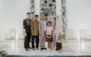 Peluk Nathalie Holscher, Sikap Adik Tampan Bikin Terenyuh
