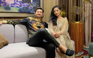 Dewi Perssik Ngamuk Uang 'Disunat' Angga Wijaya, Urusan Ranjang Diungkit?
