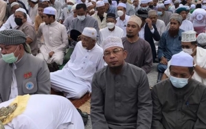 Ribuan Umat Muslim di Thailand Berkumpul Protes Pembangunan Patung Dewi Kuan Im