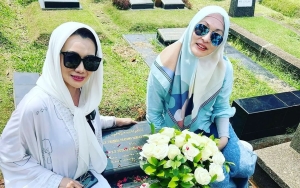 Angelina Sondakh Pamer Momen Akrab Bareng Reza Artamevia Seraya Tulis Doa Mendalam Ini