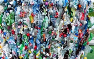 Sampah Plastik Bisa Untuk Buat Bayar Pembuatan SIM- dan SKCK di Cirebon