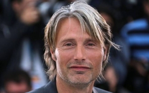 Ditanya Kemungkinan Johnny Depp Kembali ke 'Fantastic Beast', Begini Jawaban Mads Mikkelsen