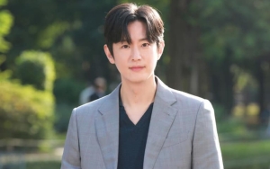 Tampil Karismatik, Akting Kwon Yool sebagai Direktur di 'Mental Coach Jegal' Tuai Pujian Selangit