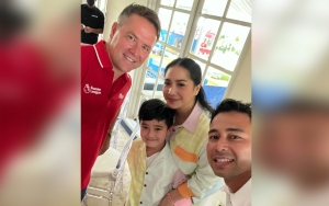 Niat Beri Surprise untuk Rafathar, Michael Owen Malah Dapat Hadiah Ini dari Putra Sulung Raffi Ahmad
