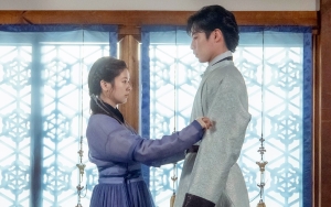 Lee Jae Wook dan Jung So Min Ciuman Hot di 'Alchemy of Souls' Picu Pertanyaan Ini
