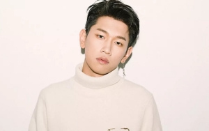 Baru Mau Mulai Comeback Usai Bebas Wamil, Crush Harus Hiatus Setelah Dinyatakan Positif COVID 19