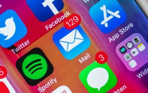 Mendapat Notifikasi Registrasi