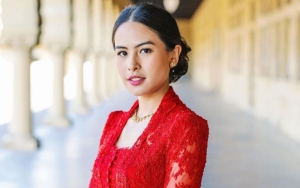'Saingi' Pengantin, Maudy Ayunda Cantik Kenakan Dress Model Kemben Saat Jadi Bridesmaid