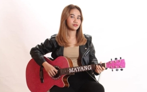 Mayang Adik Vanessa Angel Dikira Ingin Oplas Hidung, Status Jadi Penyanyi Kafe Disorot
