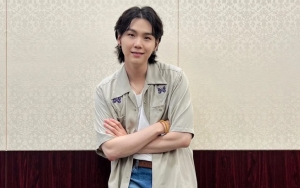 Suga BTS Spill Garap Proyek Baru di Studio Musik, Botol Kosong Tertata Rapi Bikin Salfok