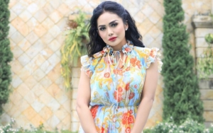 Krisdayanti Engap-Engapan Nyanyi 'Tak Ingin Usai', Beri Pujian ke Keisya Levronka Bikin Salut