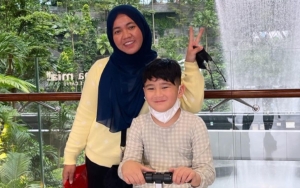 Sikap Manis Rafathar Peluk-Cium Mbak Lala Bikin Terharu, Disebut Beda Saat dengan Nagita Slavina?