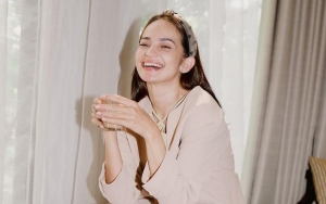 Enzy Storia Sandingkan Dirinya dengan Aktris Asal Amrik, Akun Centang Biru Langsung Geger!