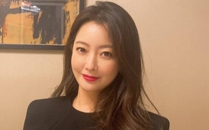 Aktris Kim Hee Sun Pamer Tulisan Tangan Super Rapi Bak Dicetak Mesin, Punya Sang Putri?