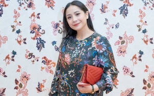 Nagita Slavina Trendy Pakai Baju 'Tikar Plastik', Harga Bikin Haters Auto Mingkem