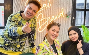 Paula Verhoeven Tampil Cantik di New York Fashion Week, Gaya Belum Siap Foto Bikin Terpukau