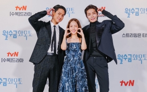 Go Kyung Pyo-Kim Jae Young Beber Karakter dan Chemistry Bareng Park Min Young di 'Love in Contract'