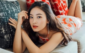 Natasha Wilona Tampil Beda Seraya Kenakan Lipstik Nuansa Bold: Cocok Nggak?