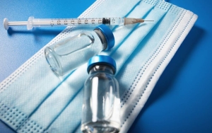 EUA Vaksin Inavac Ditargetkan Terbit Oktober, Warga Bisa Lepas Masker Saat WHO Cabut Status Pandemi