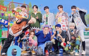 TREASURE Tampil Funky di Comeback 'Hello', Bahasa Indonesia Debut di MV!