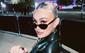 Agnez Mo Langsung 'Jamu' Tamu Istimewa Ini Meski Resto Baru Buka