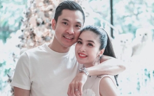Sandra Dewi Bagikan Selca Langka Sang Suami, Ternyata Fotogenik?
