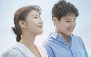 Bikin Penasaran, 'Curtain Call' Rilis Penampilan Ha Ji Won-Kang Ha Neul Perankan Karakter Ganda